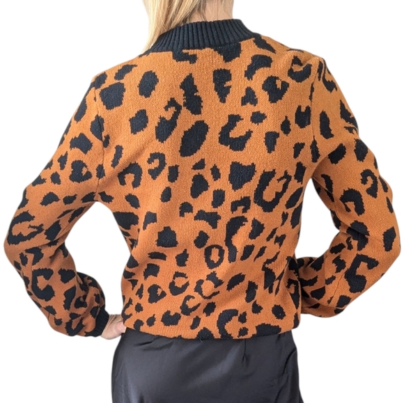Who What Wear Cotton Cheetah Print Long Sleeve Puff Shoulder Sweater Size S - Picture 2 of 8